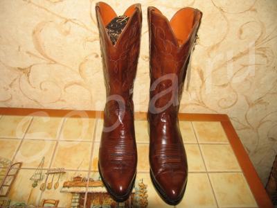    Lucchese T3319 kangaroo