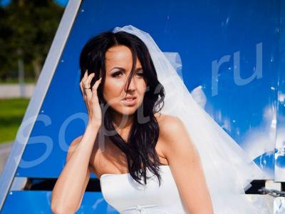    Amour bridal