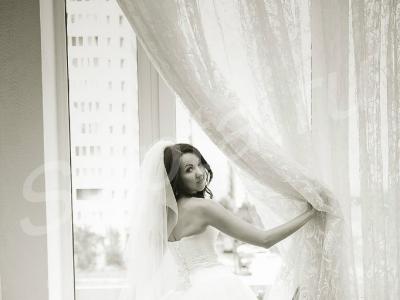    Amour bridal