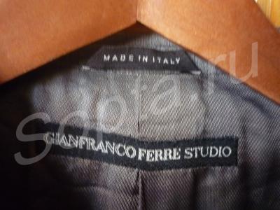  Gianfranco Ferre